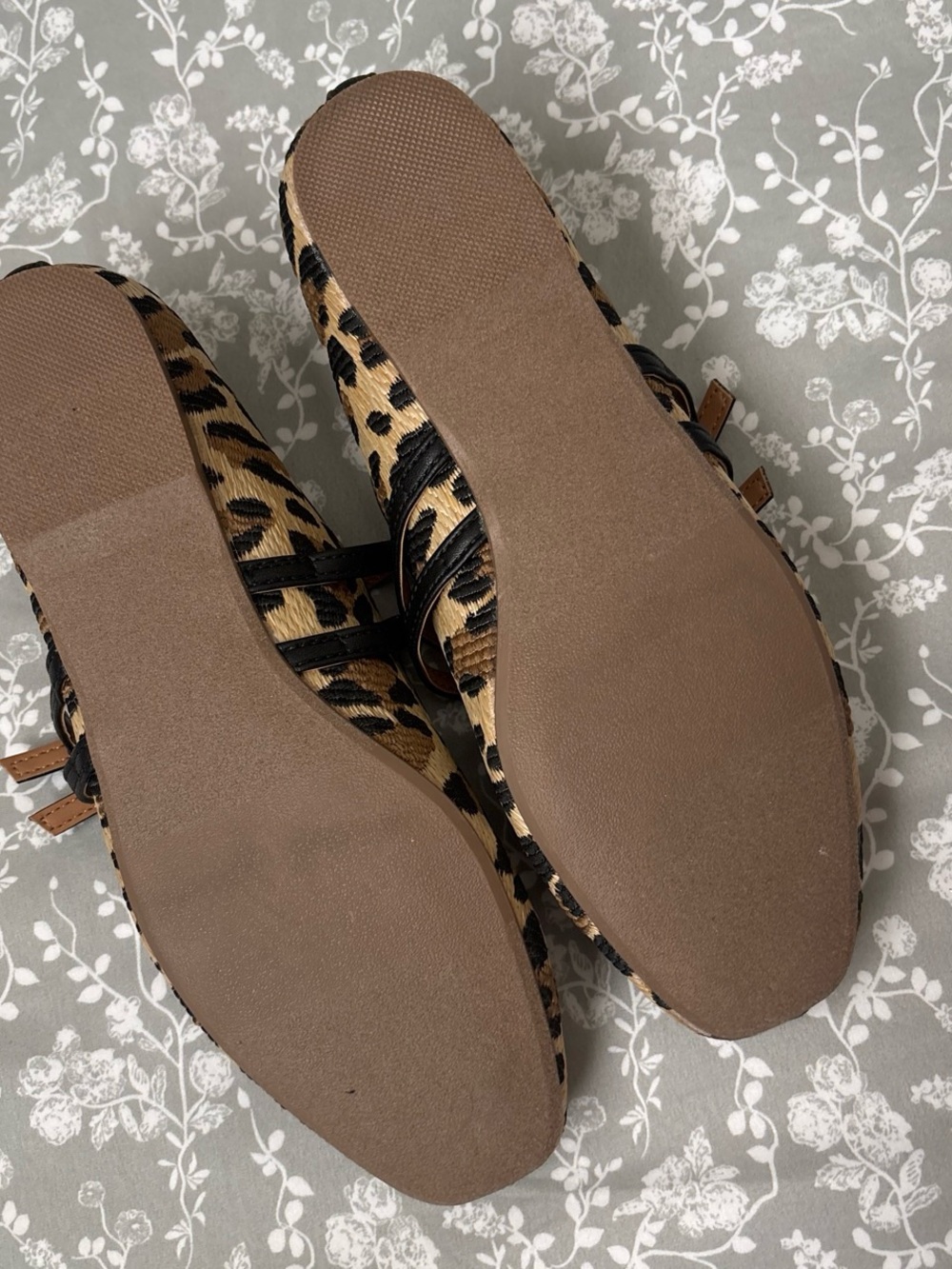 Dolce Vita Leopard-Print Mary Jane Flats in Tan and Black - Picture 4 of 4